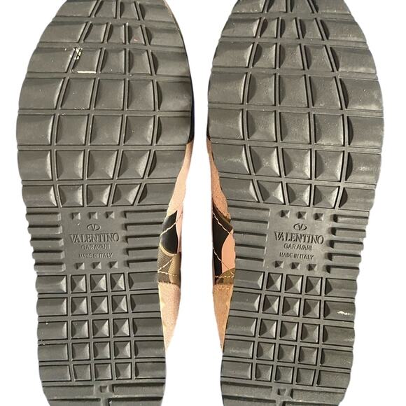 Valentino Garavani Rockrunner Sneakers – Multicolor Camo, Size 7 - Picture 3 of 11